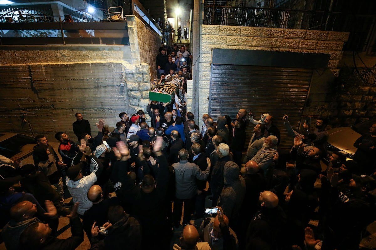 Funeral do palestino Eyad Hallak, morto a tiros pelas forças israelenses em Jerusalém Oriental. Em 31 de maio de 2020. [Mustafa Alkharouf/Agência Anadolu] 