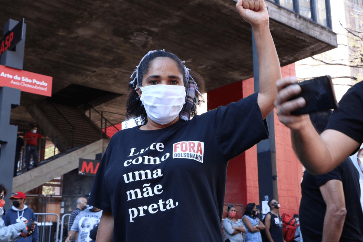 Manifestante no ato antifacista na Avenida Paulista, em 31 de maio  de 2020. ([Pam Santos @soupamsantos/ Ciranda.net]
