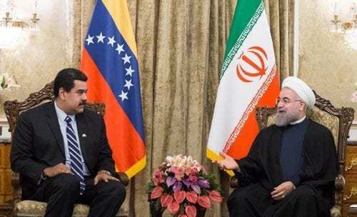 Encontro dos presidentes venezuelano e iraniano no Palácio Saabadad. 23 de novembro de 2015. [Hossein Zohrevand/Wikipedia]
