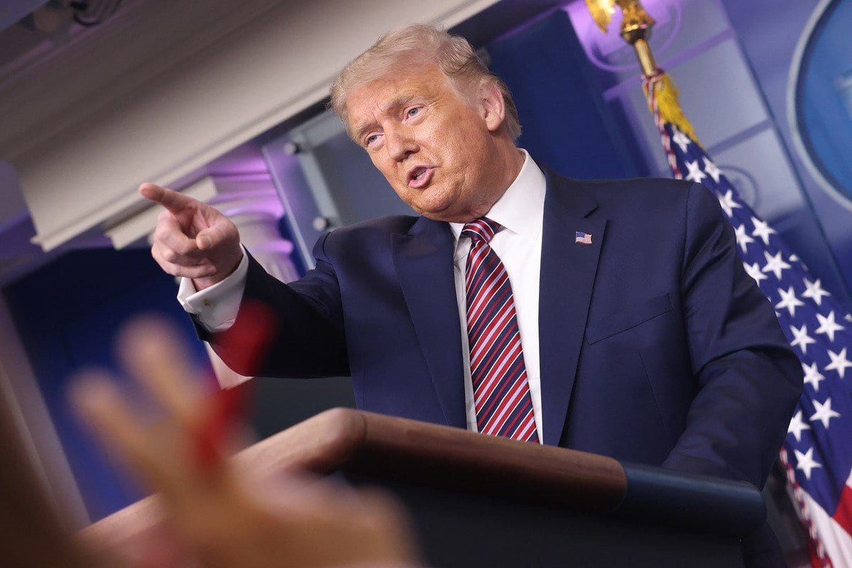 Presidente dos Estados Unidos Donald Trump durante coletiva de imprensa na Casa Branca, 12 de agosto de 2020 [Win mcNamee/Getty Images]