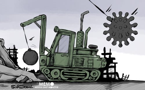 Não há valor humanitário no fato de Israel interromper temporariamente as demolições de casas palestinas - Charge [Sabaaneh /Monitor do Oriente Médio]