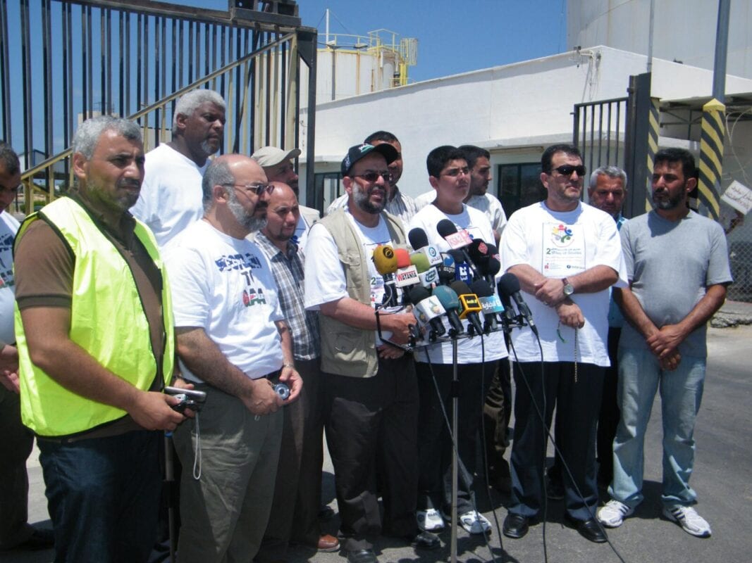 Equipe de advogados que estava a bordo da Flotilha da Liberdade, que se dirigiu à Faixa de Gaza em 2007 para quebrar cerco imposto por Israel [Foto arquivo pessoal]