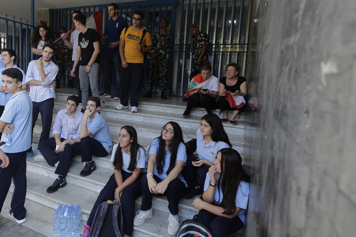 Estudantes do ensino médio no Líbano, em 6 de novembro de 2019 [Joseph Eid/ AFP via Getty Images]
