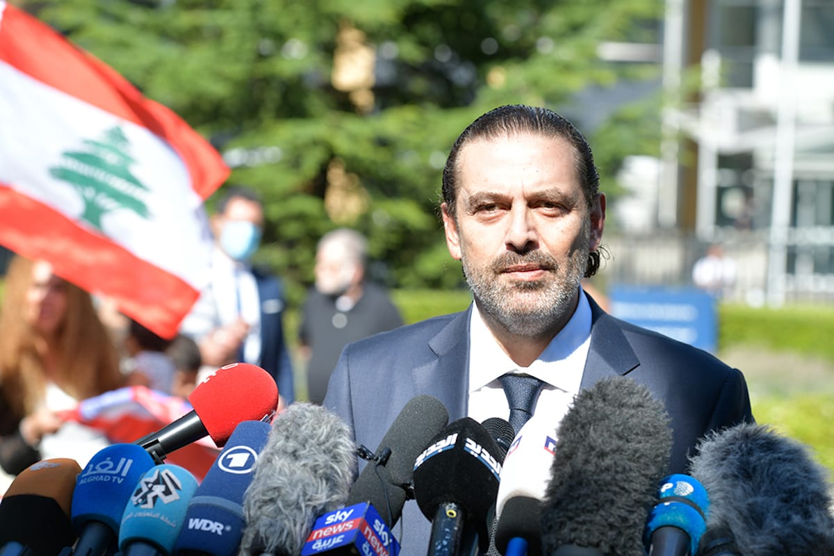 O ex-primeiro-ministro libanês Saad al-Hariri fala à imprensa depois de deixar o Tribunal do Líbano após a decisão sobre o assassinato do ex-primeiro-ministro Rafik Al Hariri do Líbano em Leidschendam, Holanda em 18 de agosto de 2020. [Gabinete de Imprensa de Saad al-Hariri / Folheto - Agência Anadolu]