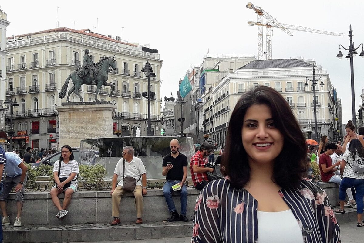 A ativista saudita Loujain Al-Hathloul foi presa pelas forças sauditas em 2018 [Emna Mizouni / Wikipedia]
