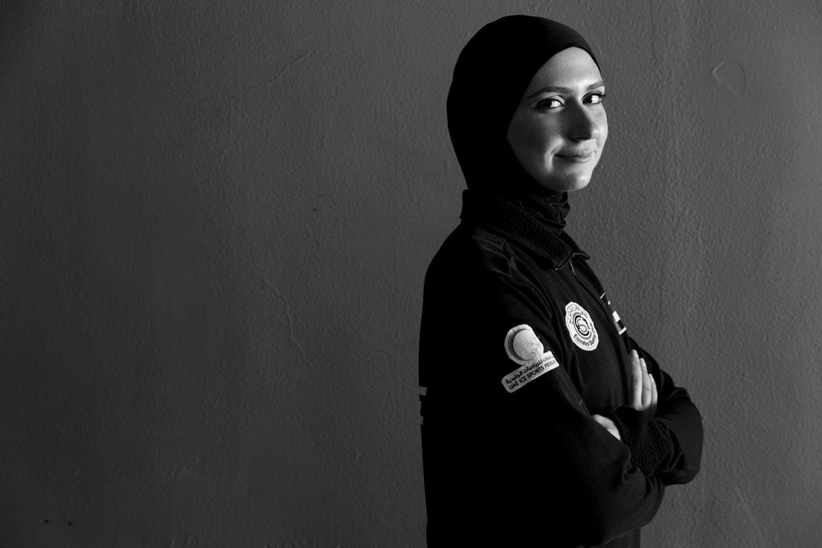Patinadora Zahra Lari fotografada na Cidade do Esporte de Zayed, em Abu Dhabi, Emirados Árabes Unidos. 13 de setembro de 2019 [Irmãos Bukhash]