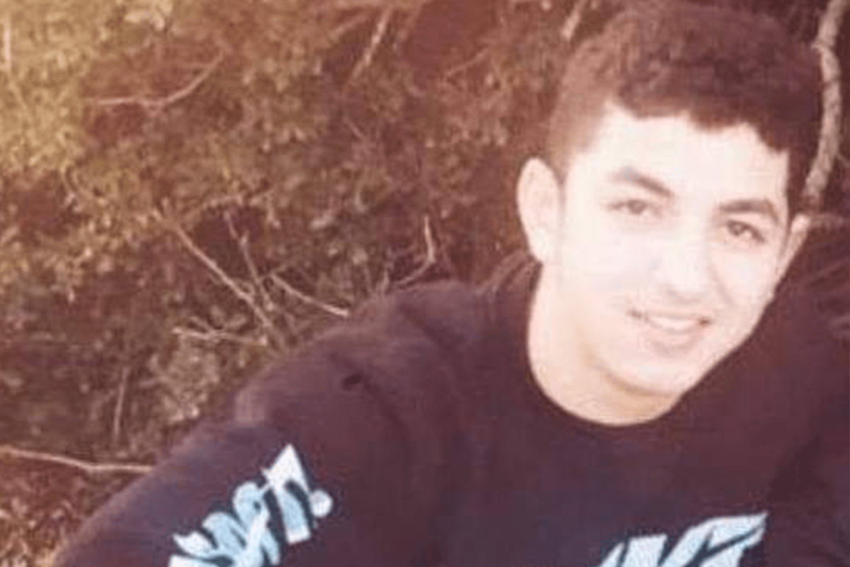 Adolescente palestino detido por tropas israelenses. Sem comentários da Comunidade Internacional. [Sabaaneh/Monitor do Oriente Médio]