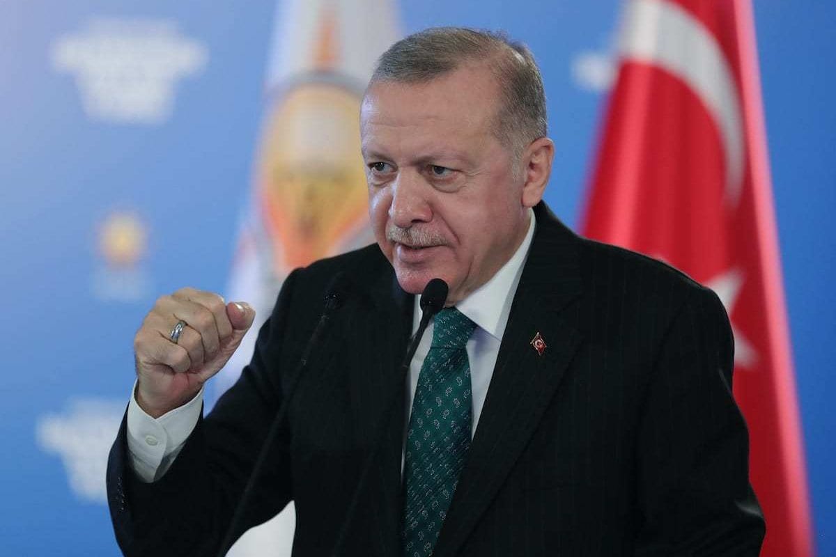 Presidente da Turquia Recep Tayyip Erdogan participa por videoconferência de congressos provinciais de seu partido, em Ancara, Turquia, 3 de fevereiro de 2021 [Mustafa Kamacı/Agência Anadolu]
