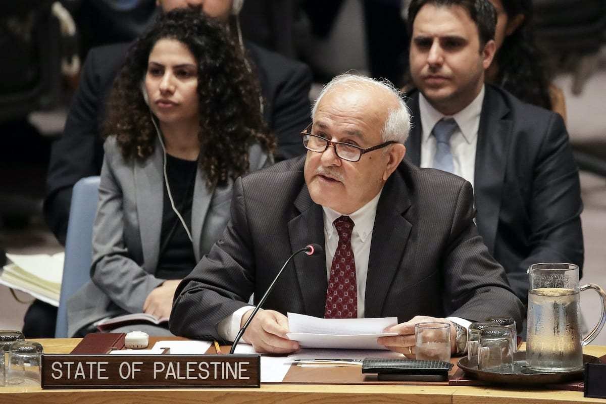  Observador Permanente da Palestina nas Nações Unidas, Riyad Mansour, fala durante uma reunião do Conselho de Segurança das Nações Unidas na Sede da ONU na cidade de Nova York em 24 de julho de 2018 [Drew Angerer/ Getty Images]