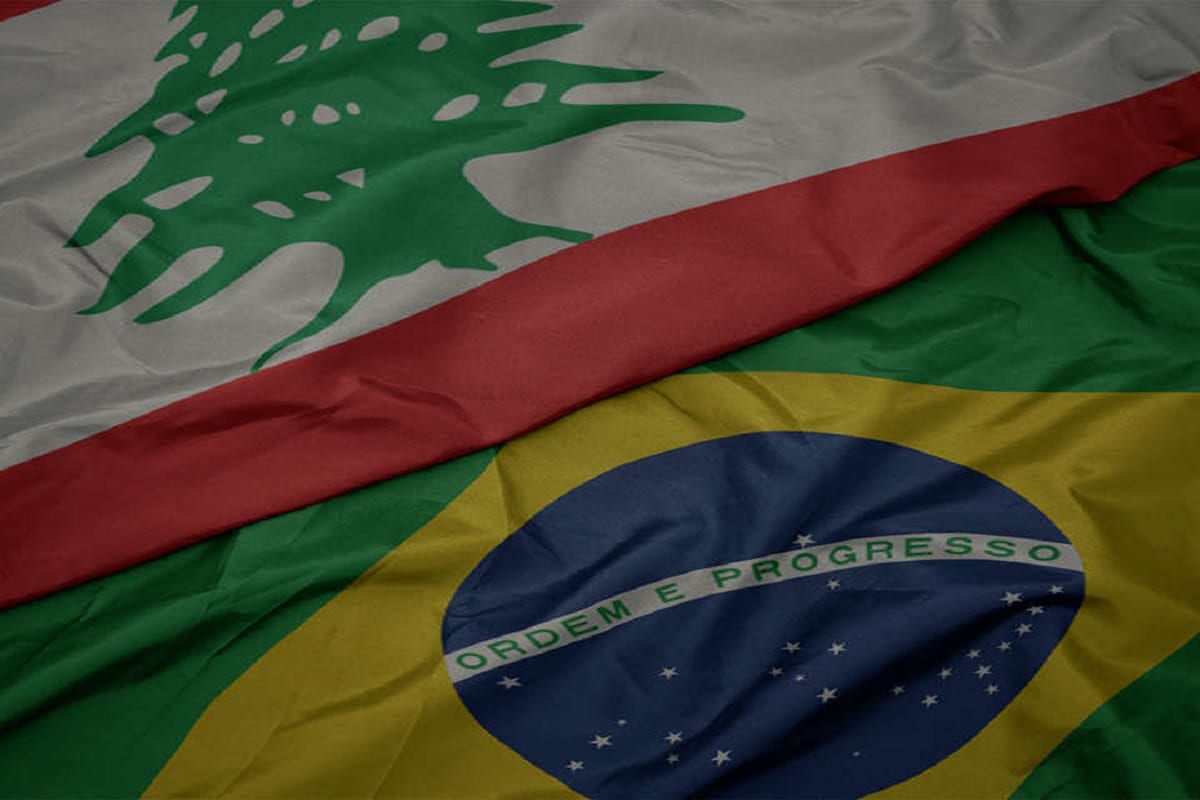 Detalhes das bandeiras do Brasil e do Líbano [Divulgação de webinar/FGV]