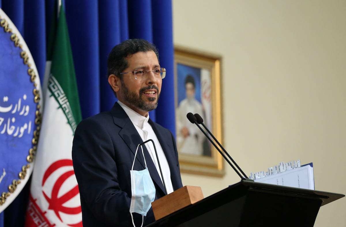 O porta-voz do Ministério das Relações Exteriores iraniano, Saeed Khatibzadeh, em Teerã, Irã, em 5 de outubro de 2020. [Fatemeh Bahrami/Anadolu Agency]
