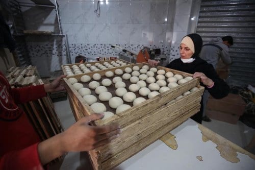 Padeira palestina Ruba Abu Al-Aish, na Faixa de Gaza, 5 de março de 2021 [Mohammed Asad/Monitor do Oriente Médio]