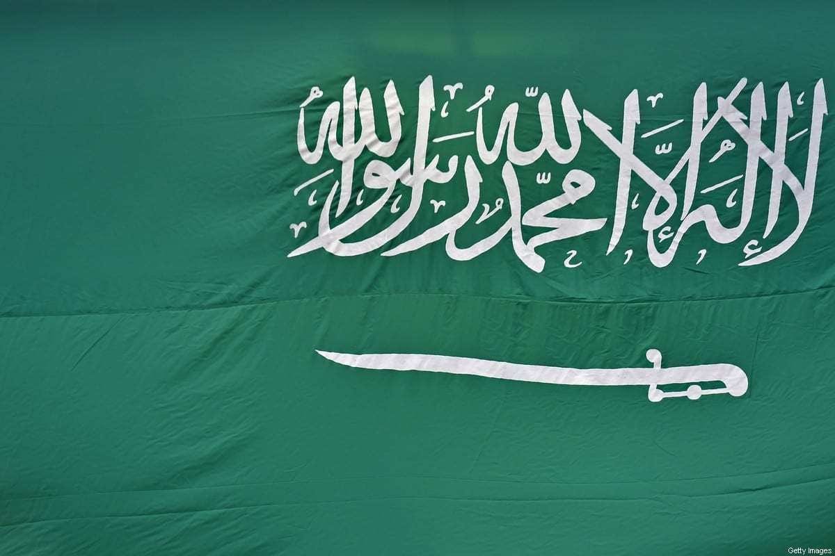 Bandeira nacional da Arábia Saudita na capital Riad, em 23 de setembro de 2020 [Fayes Nureldine/AFP via Getty Images]