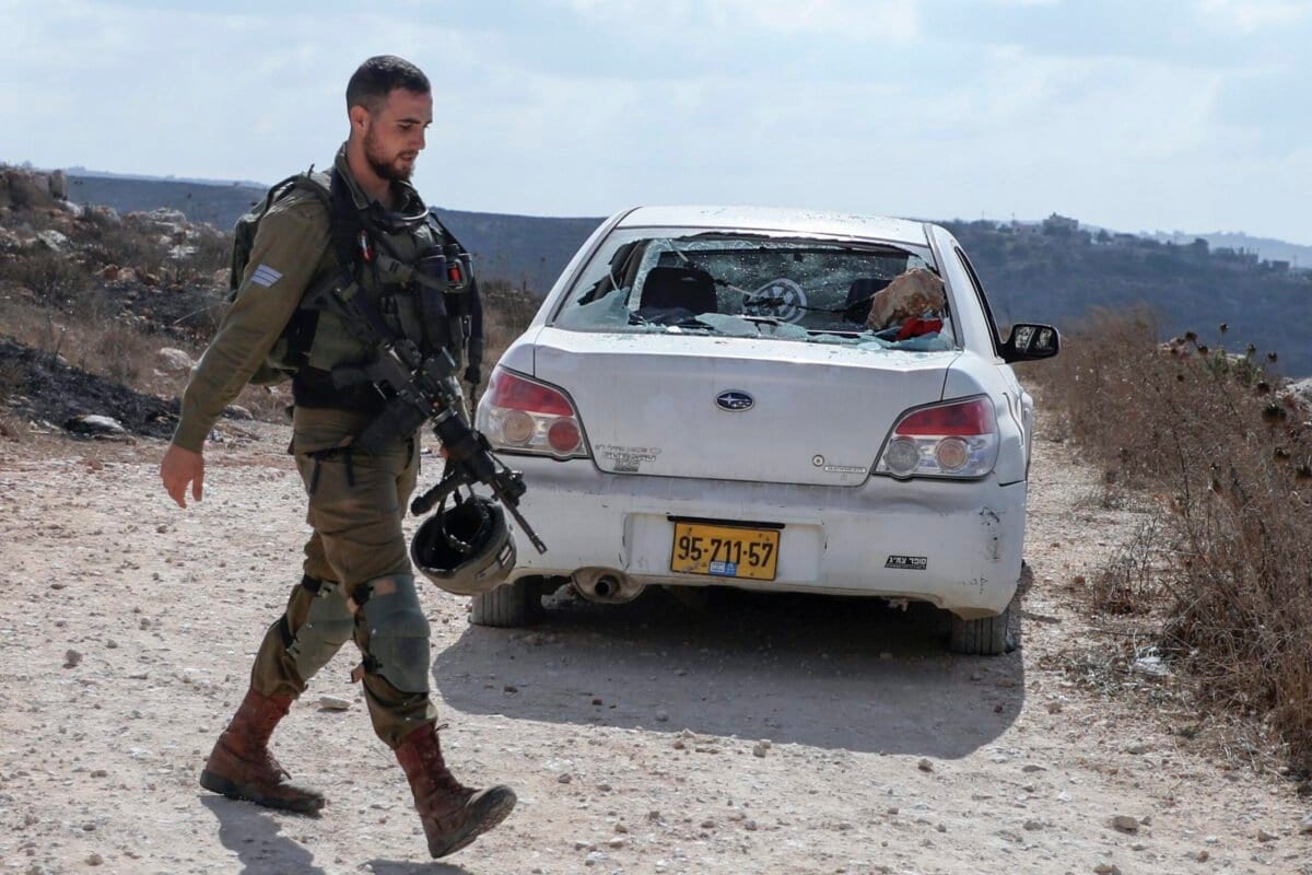 Financiamento para acordos. [Sarwar Ahmed/Monitor do Oriente Médio]