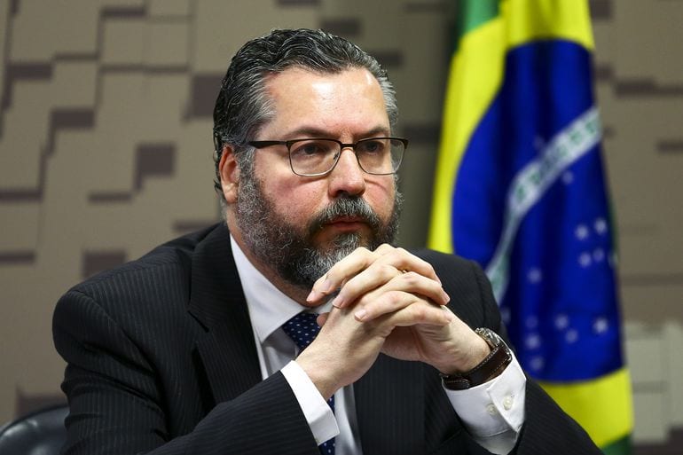 Ernesto Araújo durante audiência pública na Comissão de Relações Exteriores e Defesa Nacional do Senado, em 5 de março de 2021 [Marcelo Camargo/Agência Brasil]

