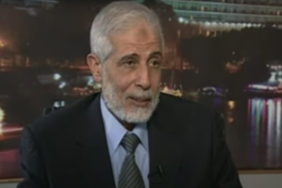 Mahmoud Ezzat, coordenador em exercício da Irmandade Muçumana [YouTube/Aljazeera]