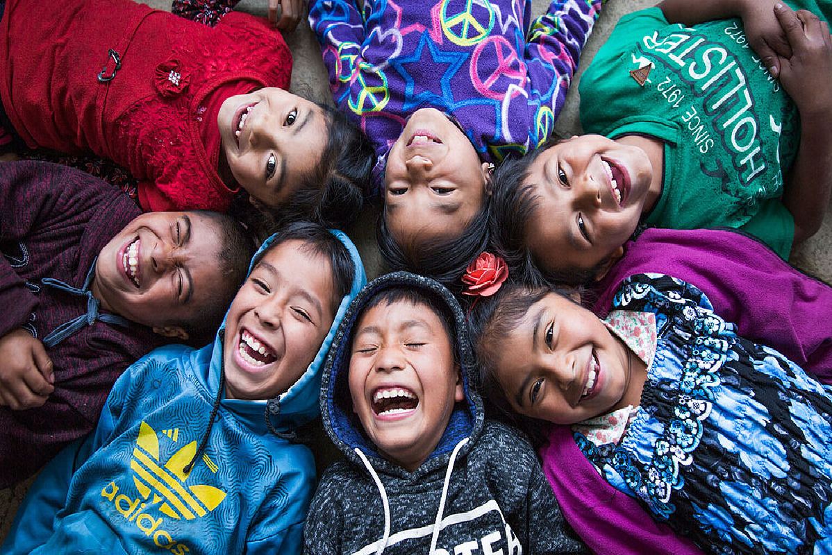 Foto de capa do Relatório de Monitoramento Global da Educação 2020 para a América Latina e Caribe