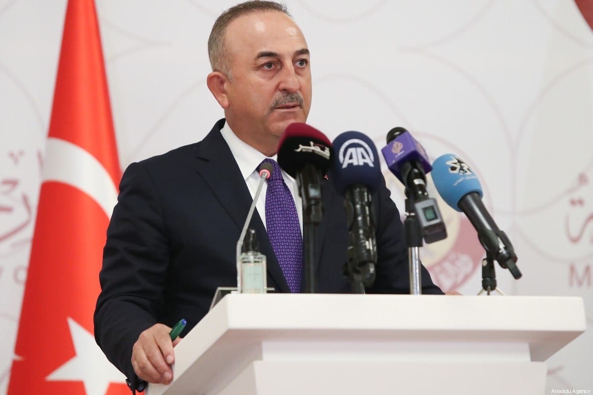 Ministro de Relações Exteriores da Turquia Mevlut Cavusoglu em Doha, Catar, 11 de março de 2021 [Cem Özdel/Agência Anadolu]