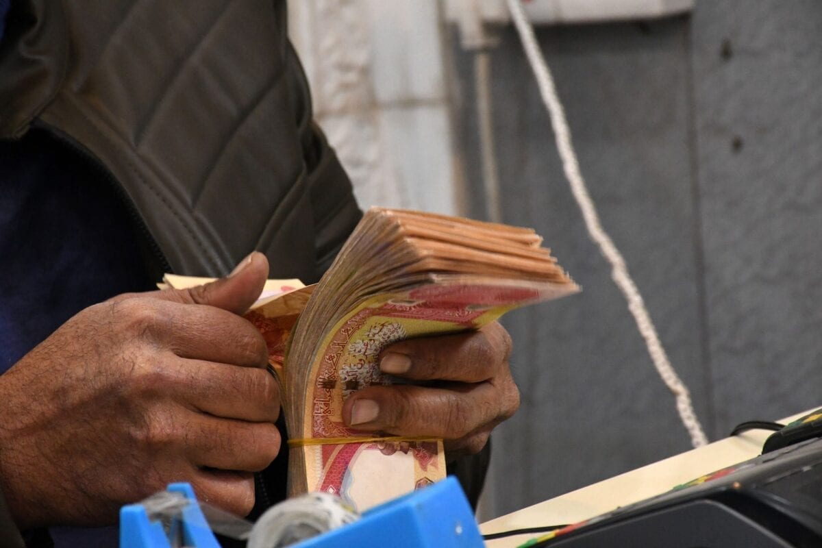 https://www.middleeastmonitor.com/20210416-iraqs-debts-hit-113bn/