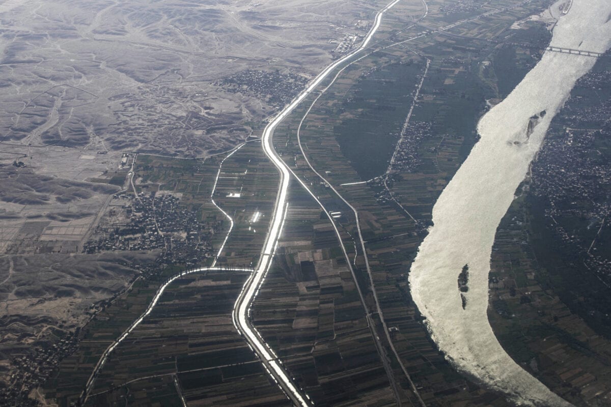 Vista aérea do rio Nilo, em  10 de abril de 2021 [Khaled Desouki/ AFP via Getty Images]