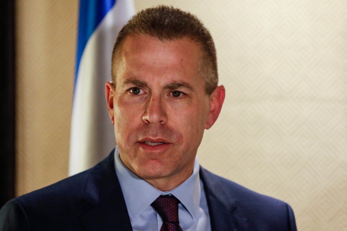 Embaixador da ONU em Israel, Gilad Erdan, em Jerusalém, dia 11 de dezembro de 2018 [AHMAD GHARABLI/AFP/ via Getty Images]