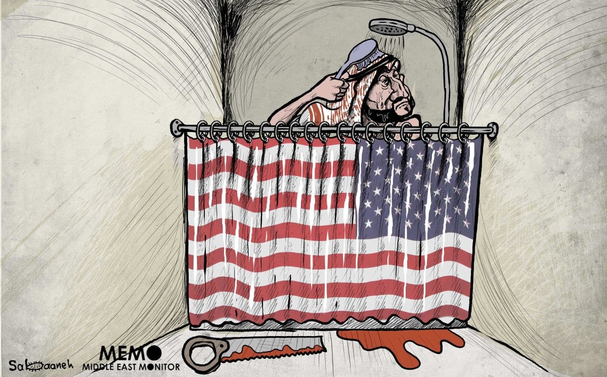 Dois anos após o assassinato de Jamal Khashoggi, MBS não tem nada com que se preocupar - charge [Sabaaneh / MiddleEastMonitor]