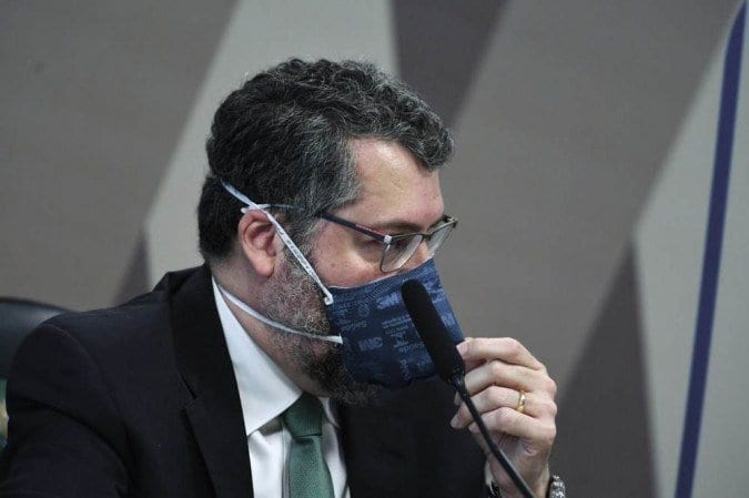 Ernesto Araújo na CPI da Covid-19 [Edilson Rodrigues/Agência Senado]