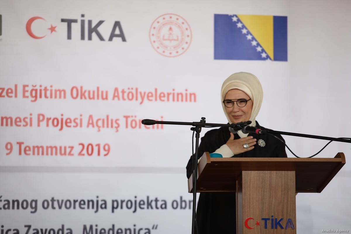 Emine Erdogan, esposa do presidente turco, Recep Tayyip Erdogan, em 9 de julho de 2019 [Yunus Demirbaş/Agência Anadolu]
