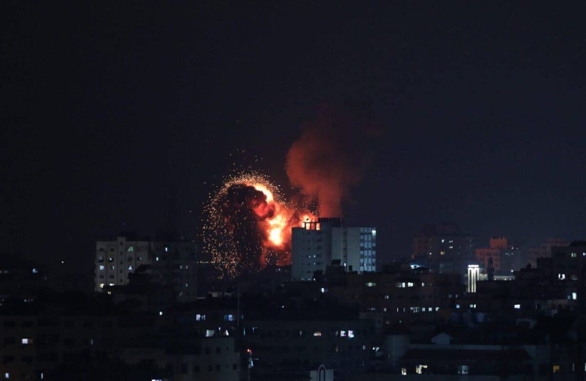 Ataques aéreos de Israel contra a Faixa de Gaza[Mustafa Hassona/