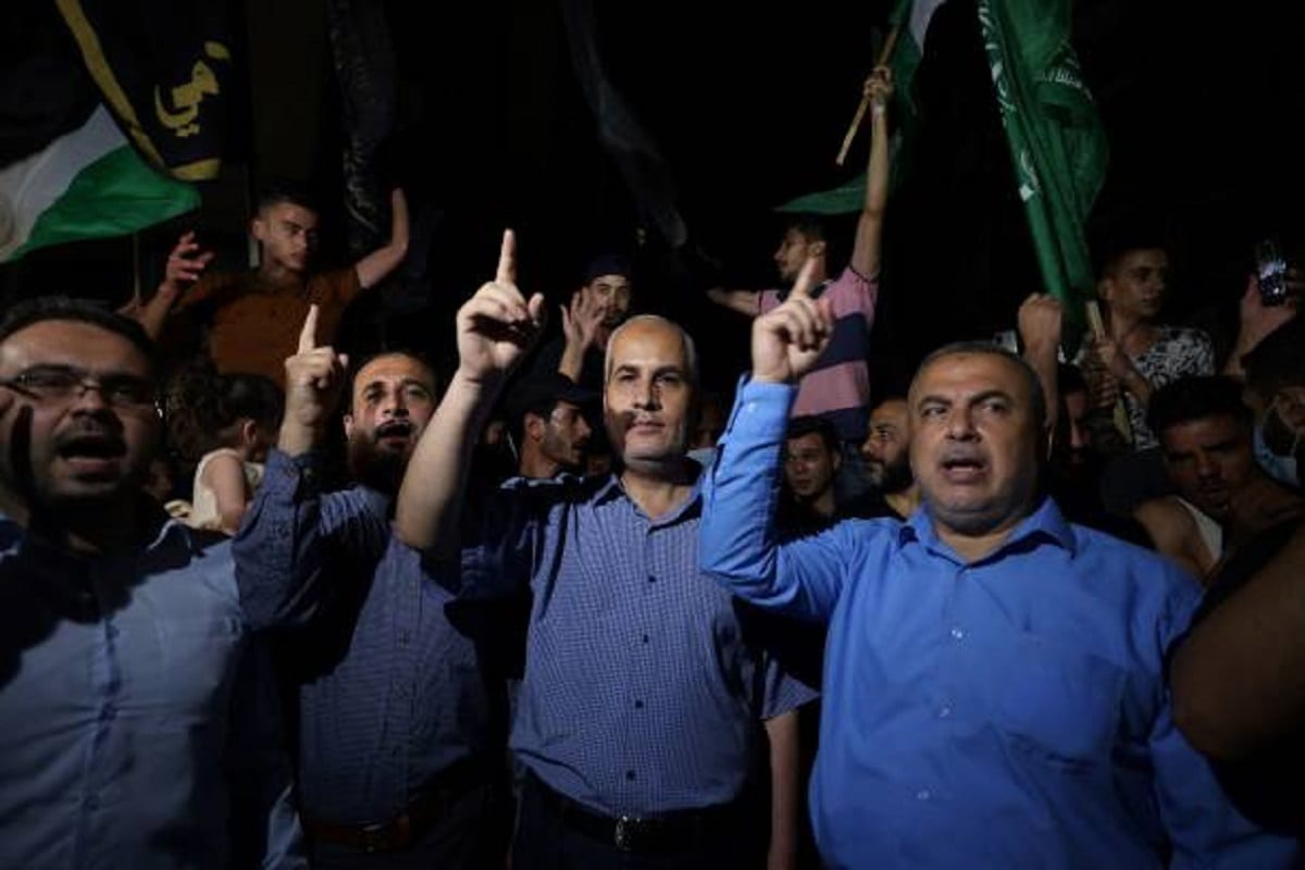 Lideranças do Hamas em Gaza comemoram com os moradores [Reprodução/Redes Sociais]
Lideranças do Hamas em Gaza comemoram com os moradores [Reprodução/Redes Sociais]
 
 
 
