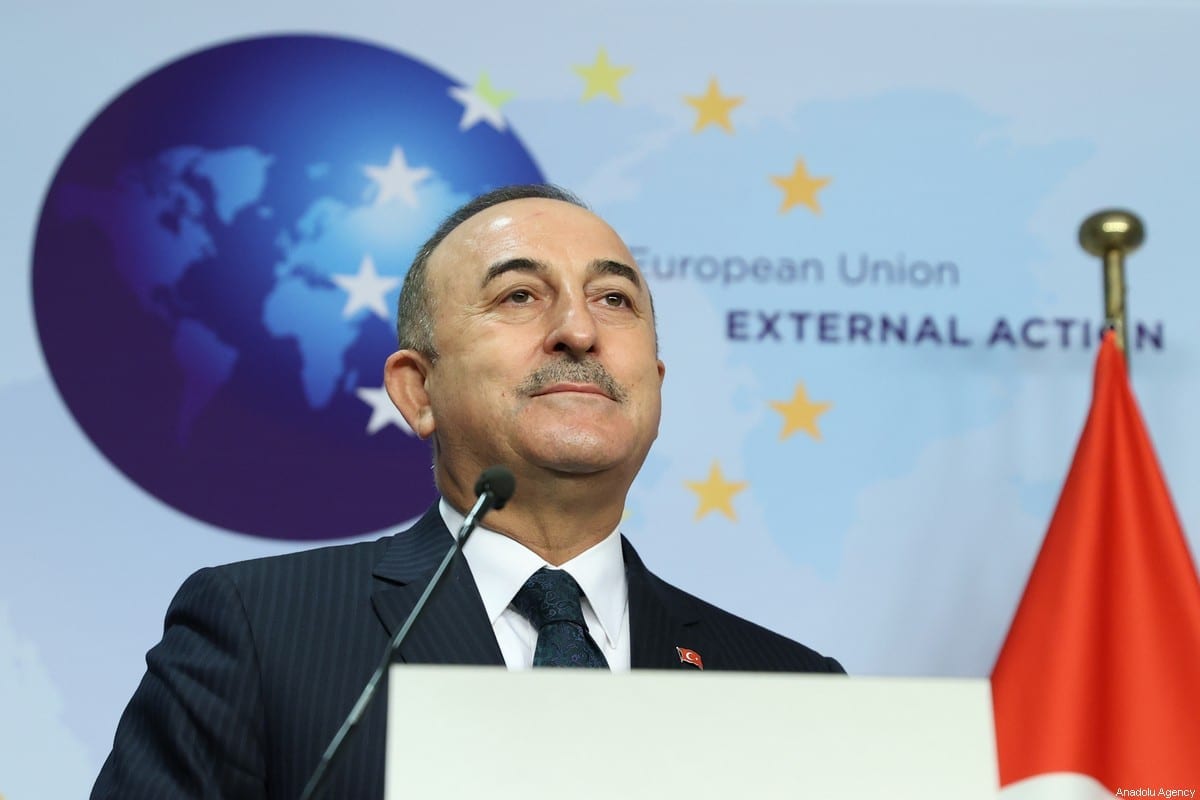 Ministro das Relações Exteriores da Turquia, Mevlut Cavusoglu, em Bruxelas, Bélgica, em 21 de janeiro de 2021 [Dursun Aydemir/Agência Anadolu]