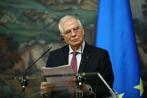 Josep Borrell, alto representante da UE para os Negócios Estrangeiros e a Política de Segurança, em Moscou, Rússia, em 5 de fevereiro de 2021 [Ministério das Relações Exteriores da RU/Agência Anadolu]