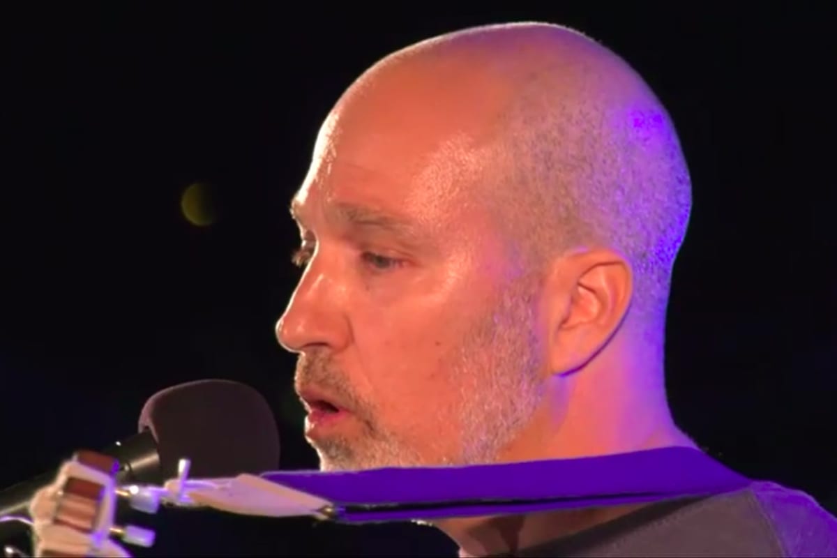 Yonatan Shapira, em concerto pela paz [Combatentes da Paz/Youtube]