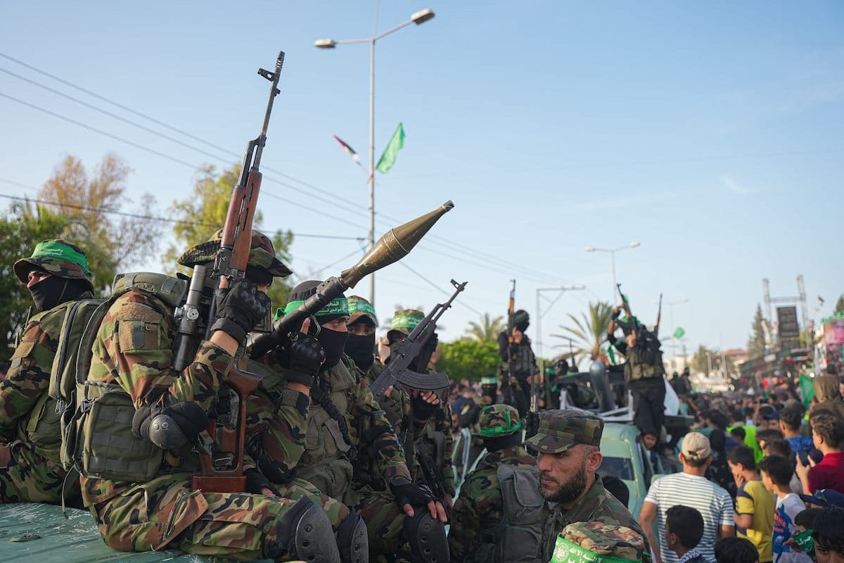 O desfile das Brigadas Ezzeddin al-Qassam, a ala armada do grupo palestino Hamas, é realizado na Cidade de Gaza, Gaza, em 30 de maio de 2021. [Ömer Ensar/Agência Anadolu].
