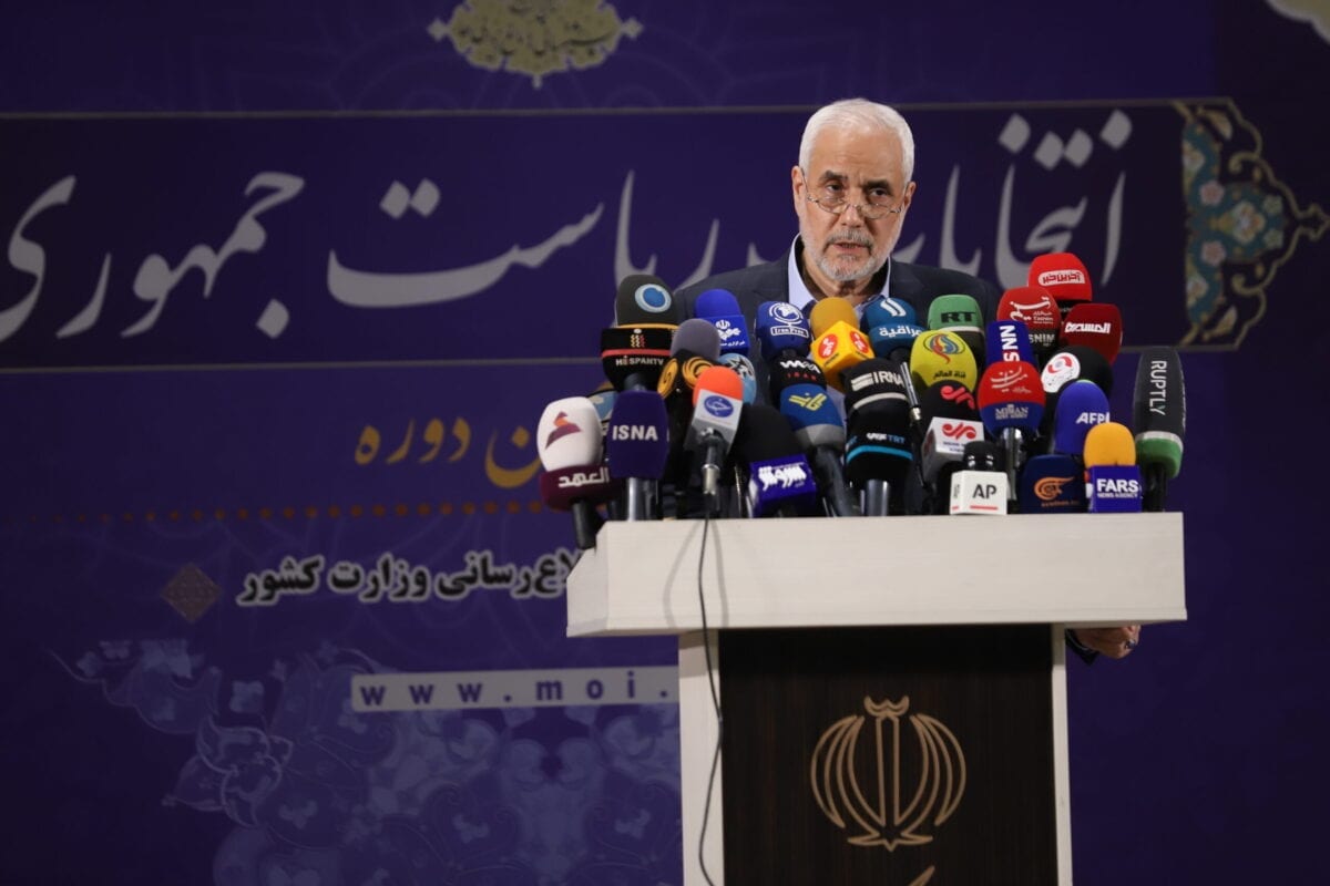 O ex-vice-presidente iraniano Mohsen Mehralizadeh em Teerã, Irã, em 15 de maio de 2021 [Majid Saeedi/Getty Images]
