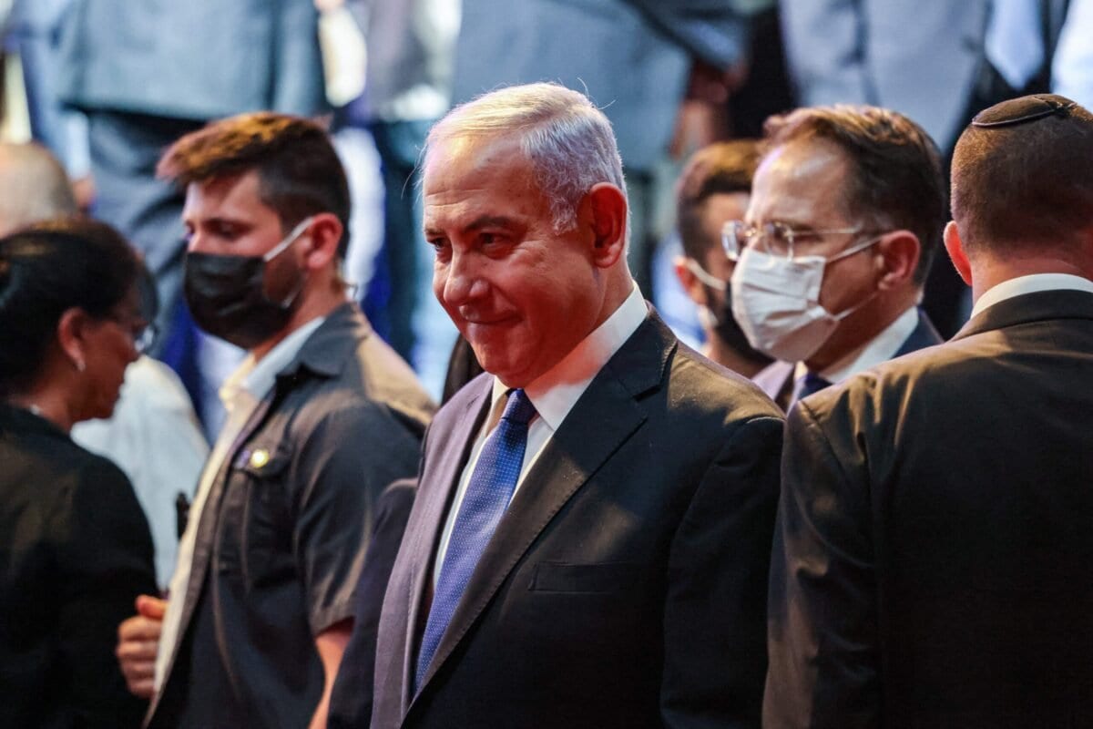 O primeiro-ministro israelense, Benjamin Netanyahu, em Jerusalém, em 6 de junho de 2021 [Menahem Kahana/AFP via Getty Images]
