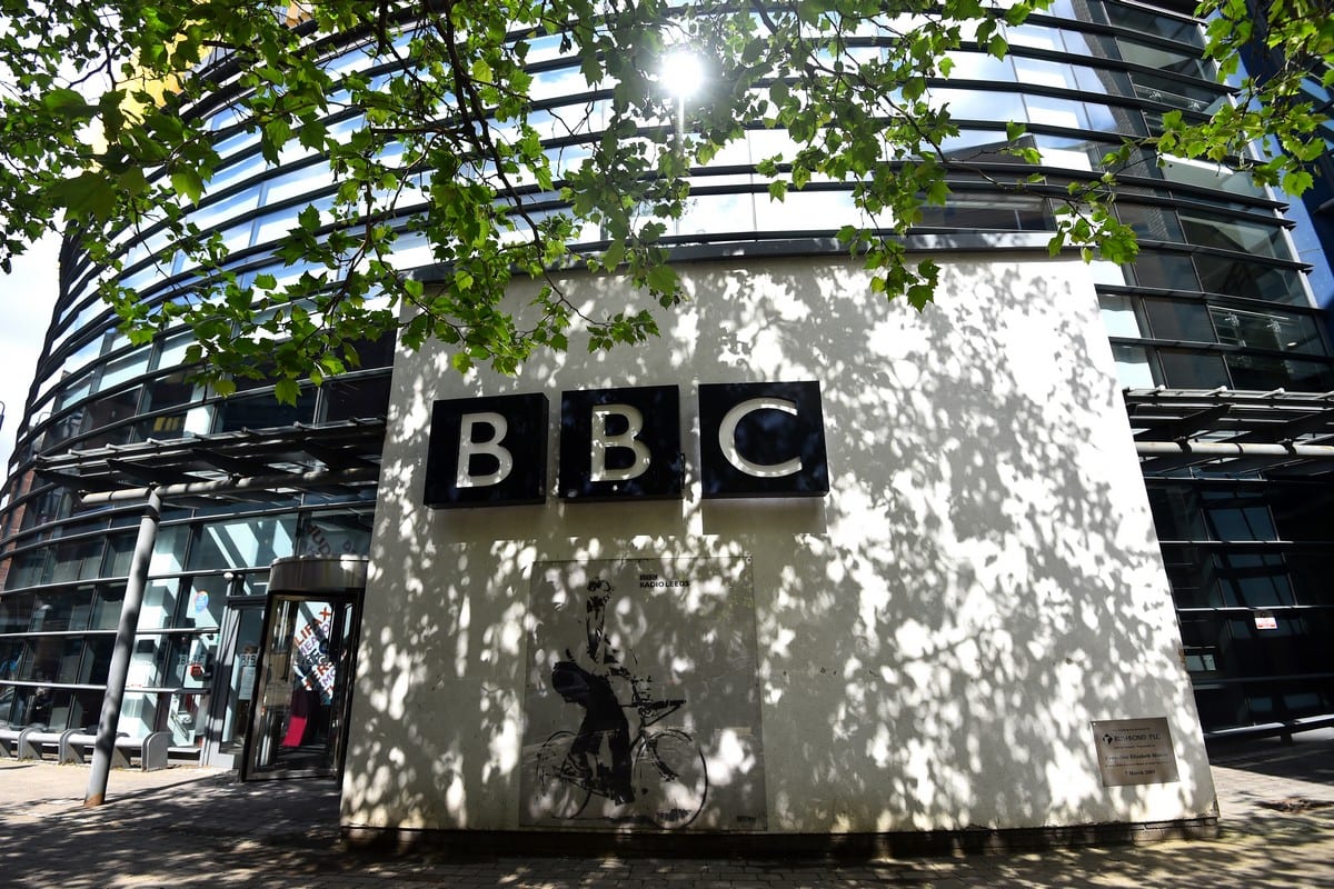 Uma visão geral fora dos estúdios da BBC, em 27 de maio de 2021, na Inglaterra [Nathan Stirk/Getty Images]