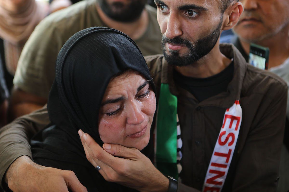 Velório do palestino Mohammad al-Alaami, de 12 anos, baleado por soldados israelenses perto da cidade de Beit Ummar, em Hebron (Al-Khalil), Cisjordânia ocupada, 29 de julho de 2021 [Mamoun Wazwaz/Agência Anadolu]
