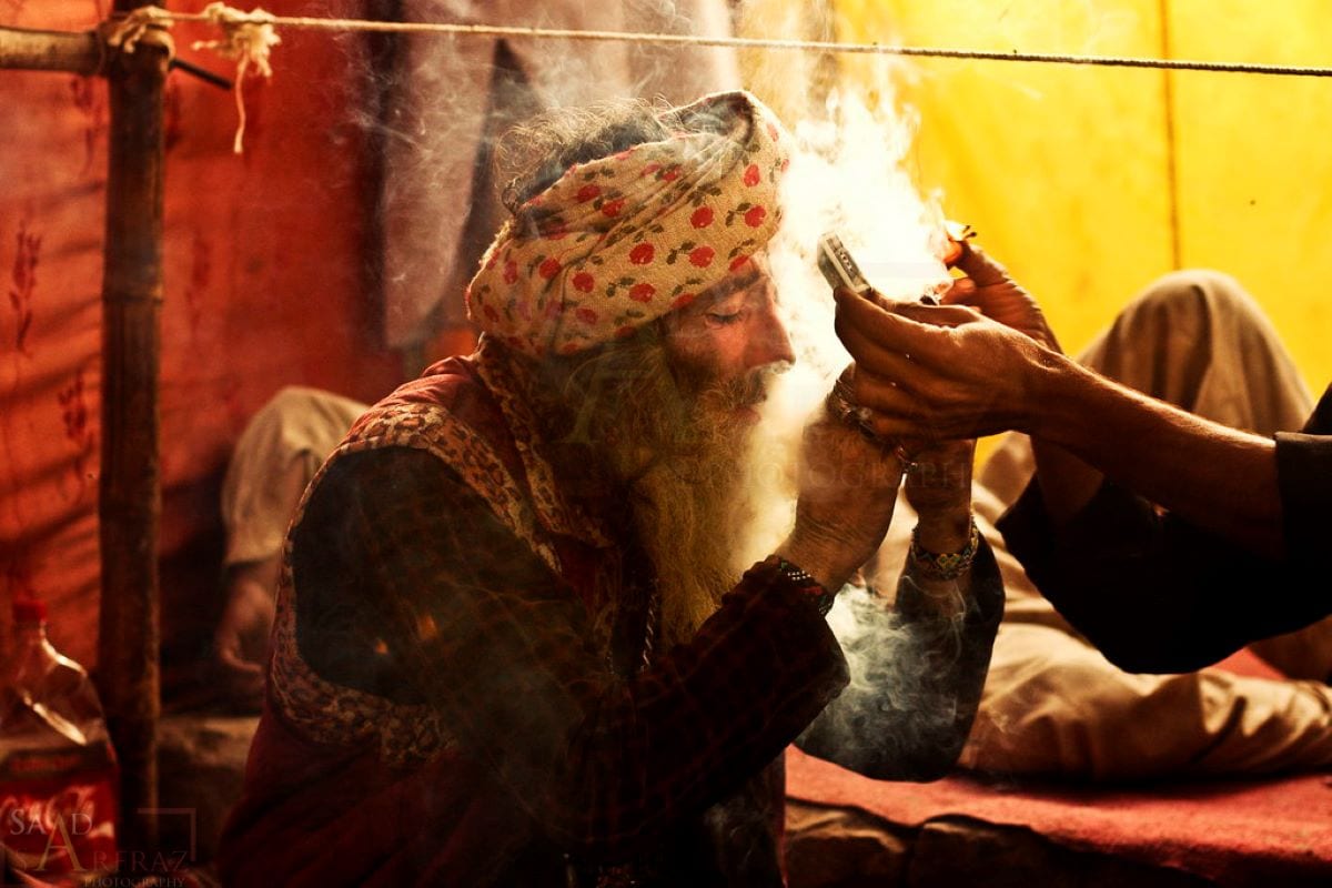 Festival das luzes Mela Chiraghan, feriado de três dias em homenagem ao nascimento do santo sufi Hazrat Shah Hussain, em Laore, Paquistão, dia 28 de março de 2010 [Saad Sarfraz/Flickr]