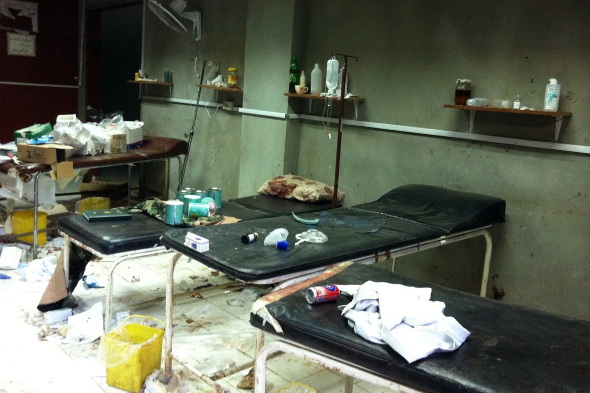 Hospital de campo em Qusayr, na província de Homs, região central da Síria, após ataques do regime de Bashar al-Assad, em 6 de junho de 2013 [AFP via Getty Images]
