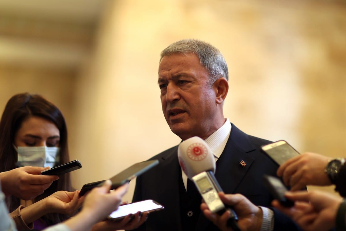 Ministro da Defesa turco, Hulusi Akar, em Ancara, Turquia, em 25 de março de 2021 [Arif Akdoğan - Agência Anadolu]
