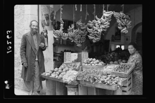 Membros do "Old Yishuv" [Coleções do arquivo da colônia americana, Jerusalém; o autor agradece a Rachel A. Lev pela permissão para usar as fotos]