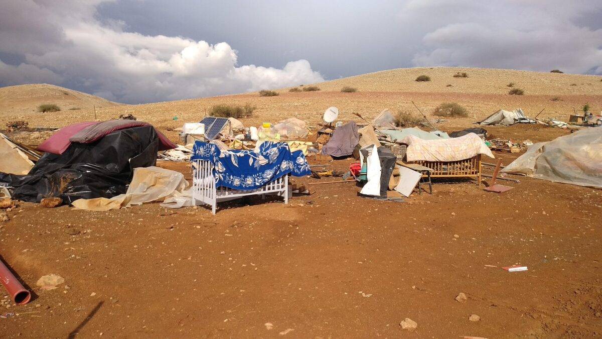 Vilarejo beduíno Khirbet Humsah após demolição israelense, em 3 de novembro de 2020 [Sarit Michaeli/B’Tselem]
