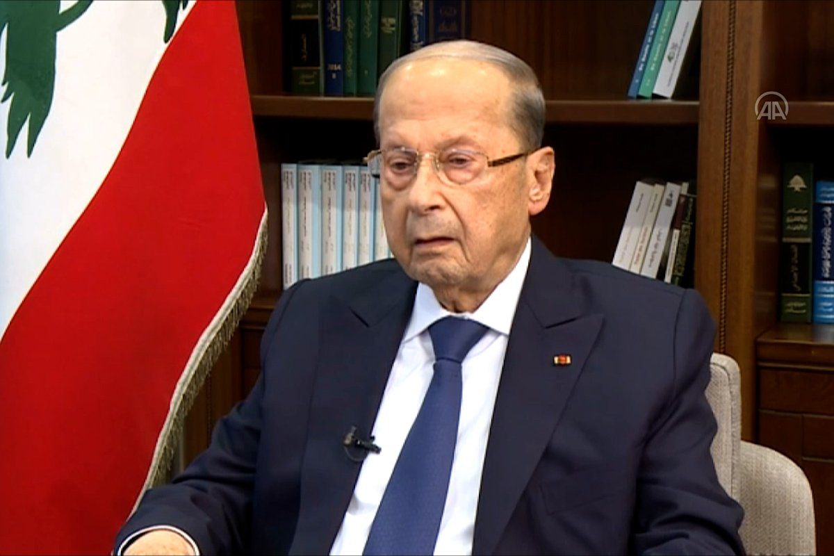 "O Líbano conta com você, não se decepcione. Obrigado."
