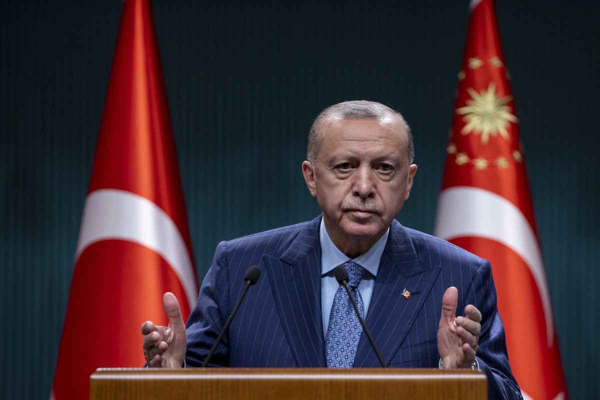 Presidente da Turquia Recep Tayyip Erdogan durante coletiva de imprensa em Ancara, 25 de outubro de 2021 [Aytaç Ünal/Agência Anadolu]
