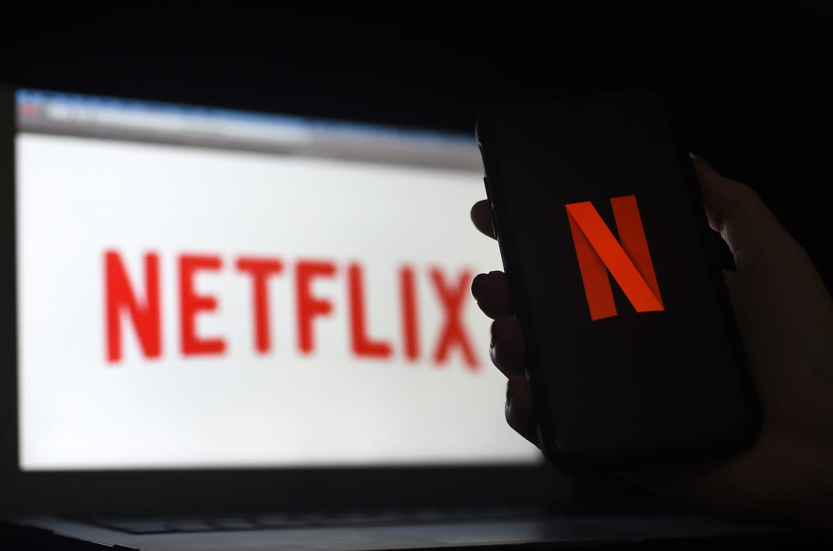Logotipo do Netflix, em Arlington, Virgínia, 31 de março de 2020 [OLIVIER DOULIERY/AFP/Getty Images]
