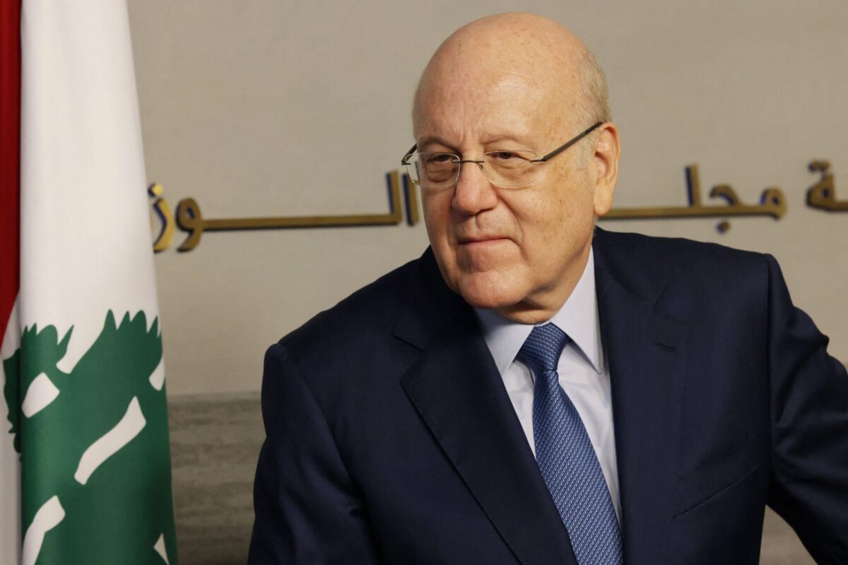 O primeiro-ministro libanês Najib Mikati em 30 de setembro de 2021 [JOSEPH EID / AFP via Getty Images]
