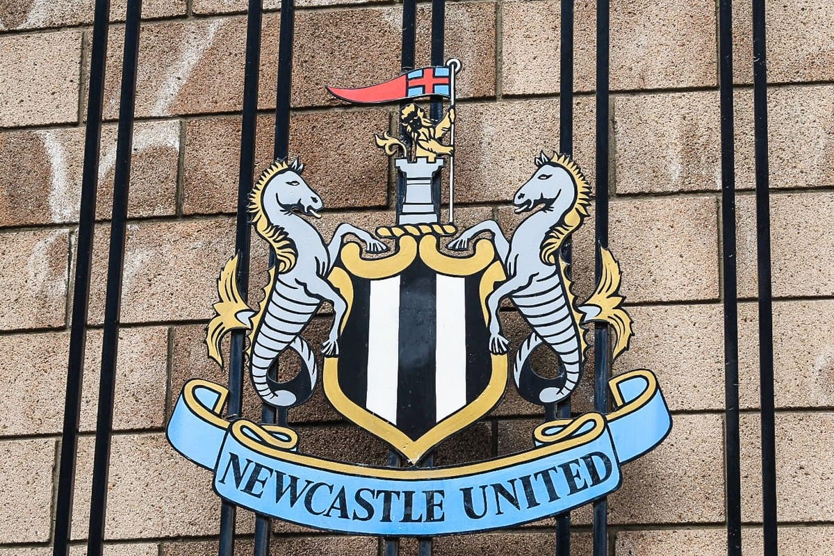 Emblema do clube de futebol Newcastle United, 23 de março de 2019 [Kelly McClay/Flickr]
