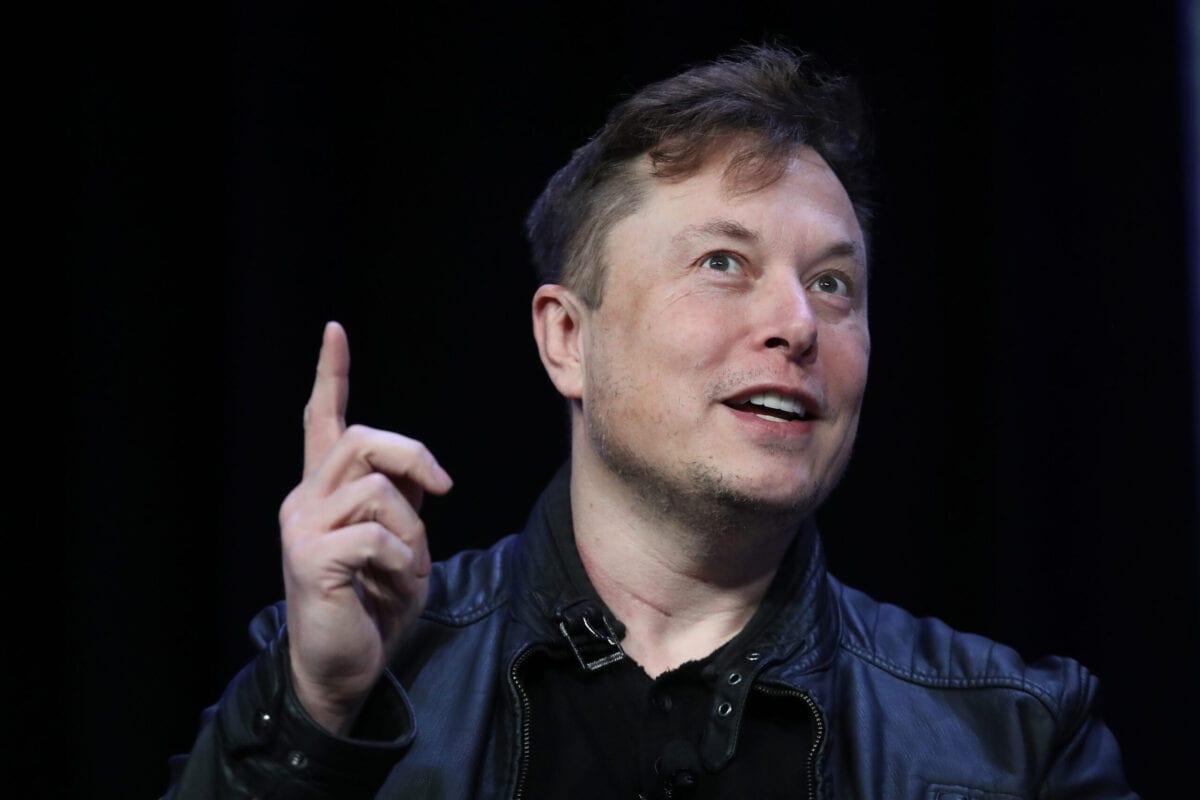 Elon Musk, fundador e engenheiro-chefe da SpaceX fala na Conferência e Exposição Satélite 2020, em 9 de março de 2020, em Washington, DC [Win McNamee/Getty Images]