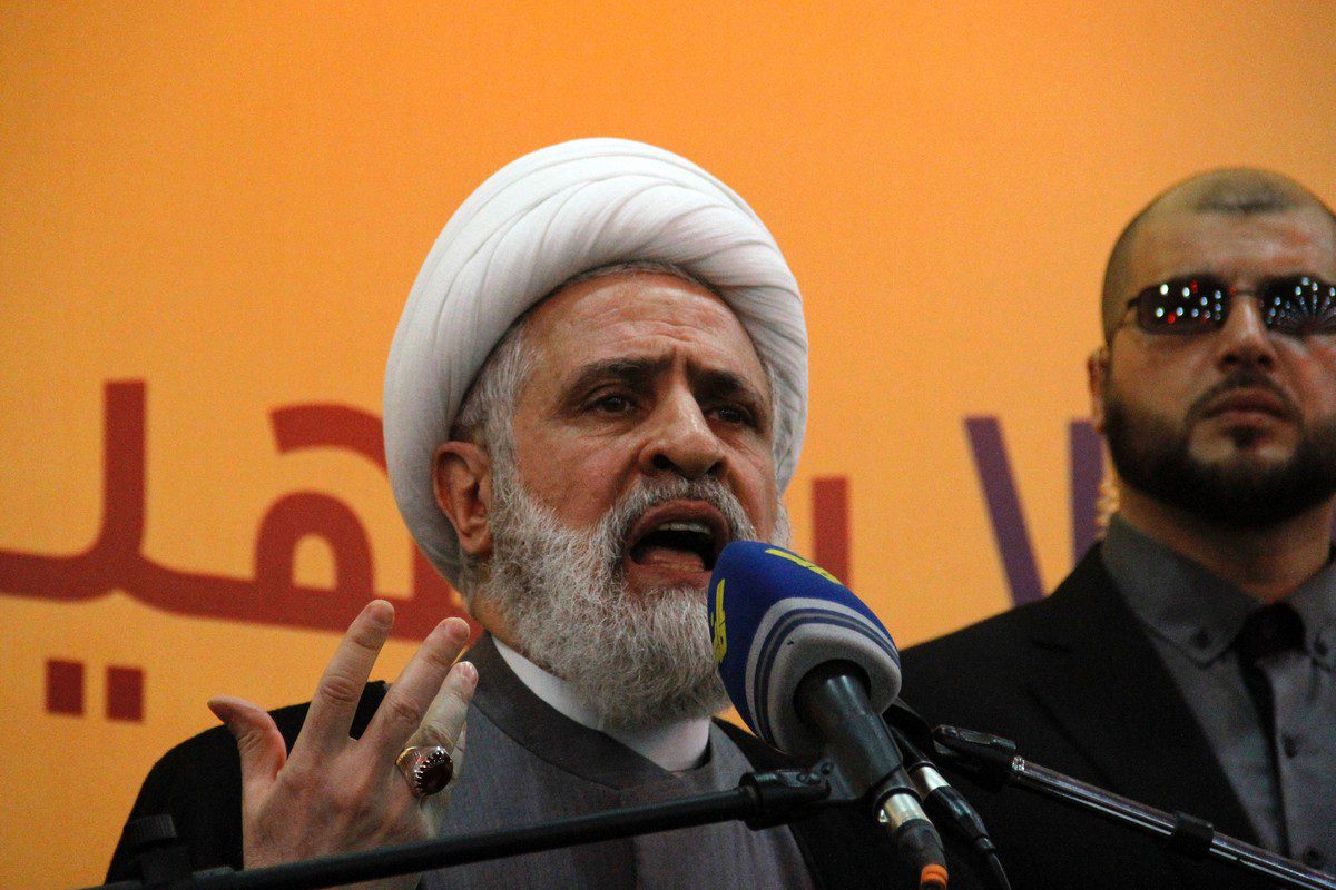 Vice-líder do Hezbolllah, Naim Qassem em Beirute em 13 de maio de 2016 [STRINGER / AFP / Getty Images]
